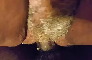 XXX Uma linda miúda tatuada Lambe-lhe eu quero sexo selvagem a rata.