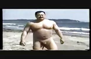 XXX A velha mãe agrada a um filme de sexo bem selvagem estranho
