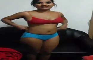XXX A galdéria Sexy que a Keisha partilha com o sexo selvagem nacional Yhivi.
