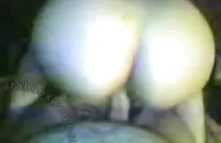XXX A loira Sexy pornoselvagens toma banho