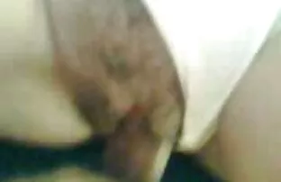 XXX A querida precisa sexo selvagem vídeo pornô que este tipo lhe esmague a Cona.