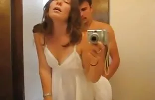 XXX um clipe de uma câmara de masturbação sexo bem gostoso e selvagem quente e doce