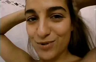 XXX Gabriella Amadora Busty a sexo bruto selvagem masturbar-se a solo.