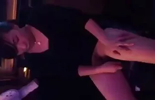 XXX loirinha tomando banho toda transando selvagem excitada