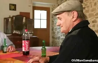XXX O magricela Gay Kamyk Walker chupou antes da porra do rabo. filme pornô selvagem