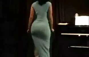 XXX A Lexxxi tem um rabo suculento que adora pilas. anal selvagem